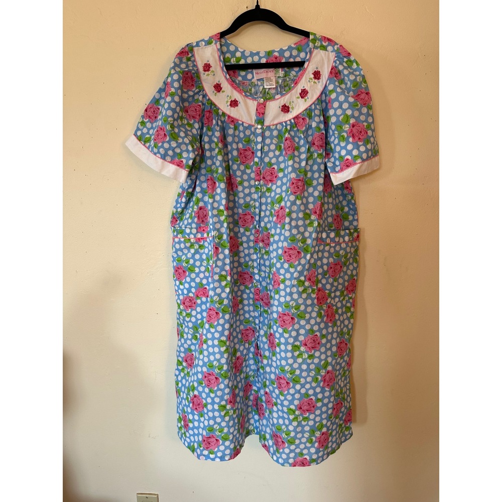 MoonDance Floral Polka Dot muumuu Blue Pink Snap Front House Dress size M